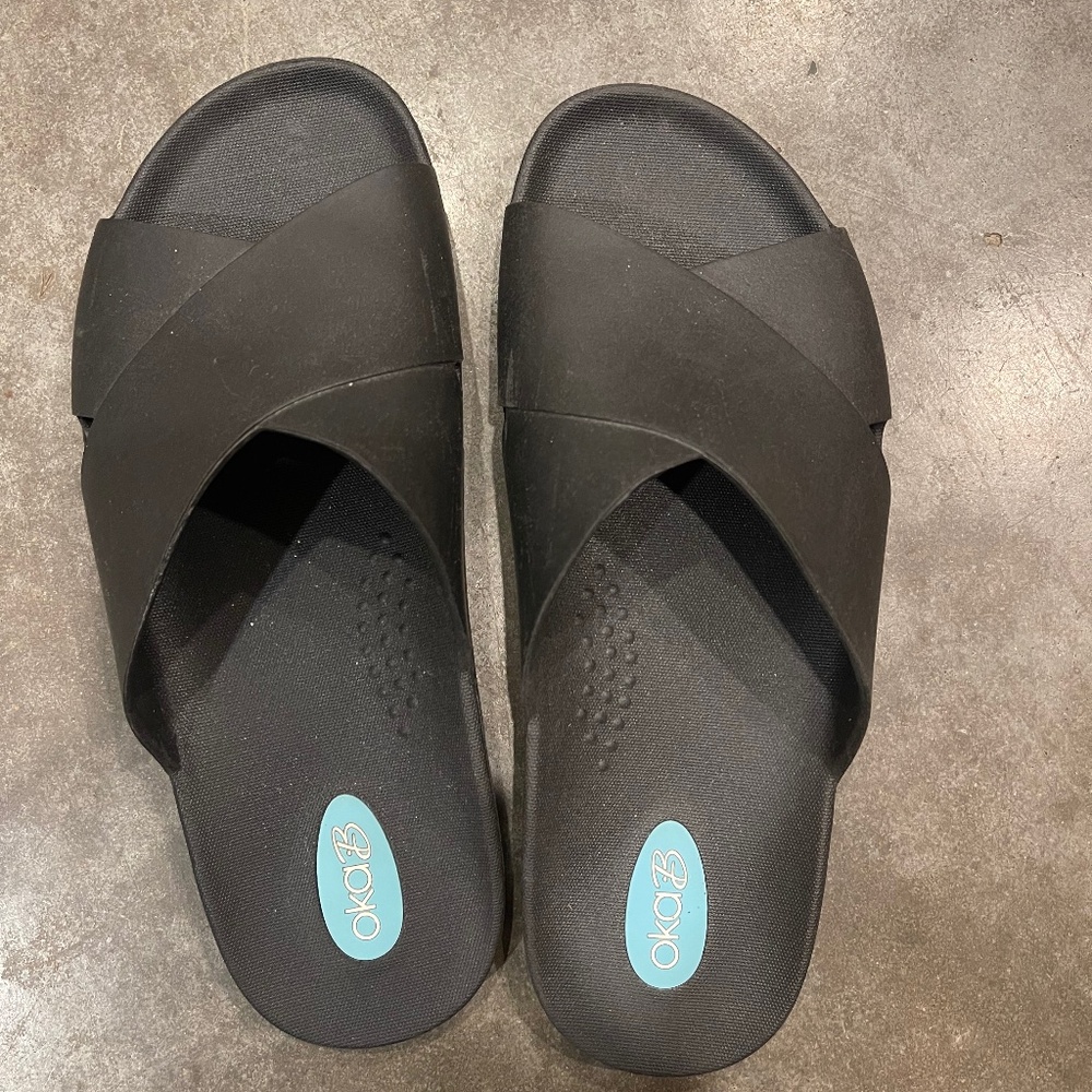 Oka-B Maxwell unisex slide sandals Womens 8.5 Men’s 7 black